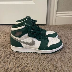 Dark Green Jordan 1 High